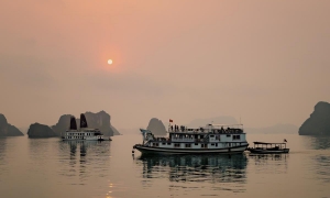 Halong Bay 3 Days/ 2 Nights on Boat (Full Kayak)