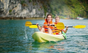 Halong Bay - Cat Ba Island 3 Days 2 Nights (1 Night on Cruise, 1 Night in Hotel)