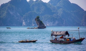 Halong Bay 3 Days/ 2 Nights on Boat (Full Kayak)